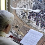 Anuário Pontifício 2012 apresenta aumento de 15 milhões de fiéis católicos