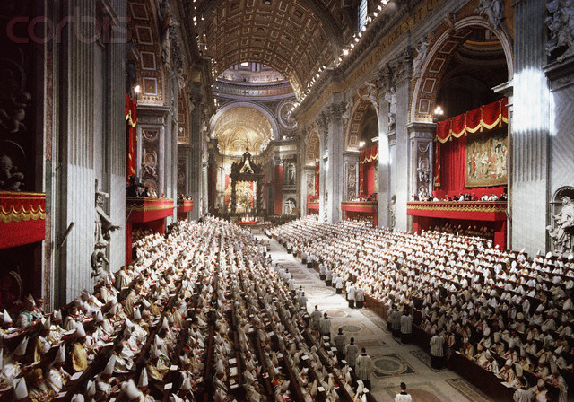Papa: Concílio Vaticano II, imagem da Igreja de Jesus Cristo que abraça todo o mundo