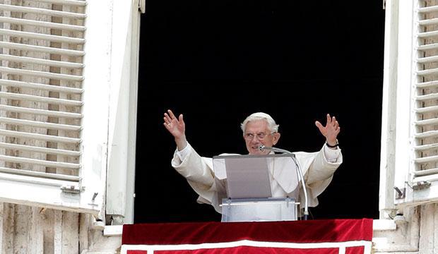 Bento XVI no último Angelus : “Não abandono a Igreja”