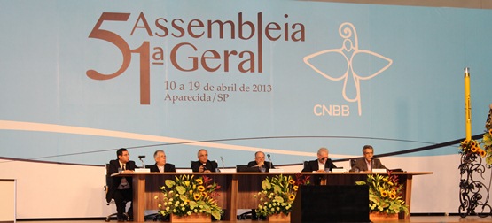 Presidente da CNBB saúda participantes da assembleia geral em cerimônia oficial de abertura do encontro