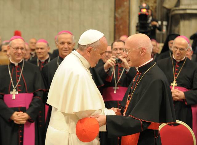 No Ano da Fé, também os Bispos são chamados a renovar a fé com Pedro