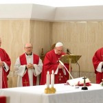 Cristãos “mornos” prejudicam a Igreja, afirma o Papa