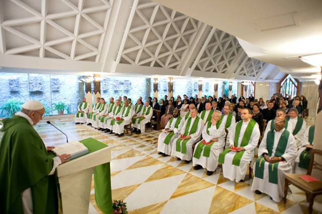 "A grandeza de Deus é precisamente a humildade", diz Papa Francisco