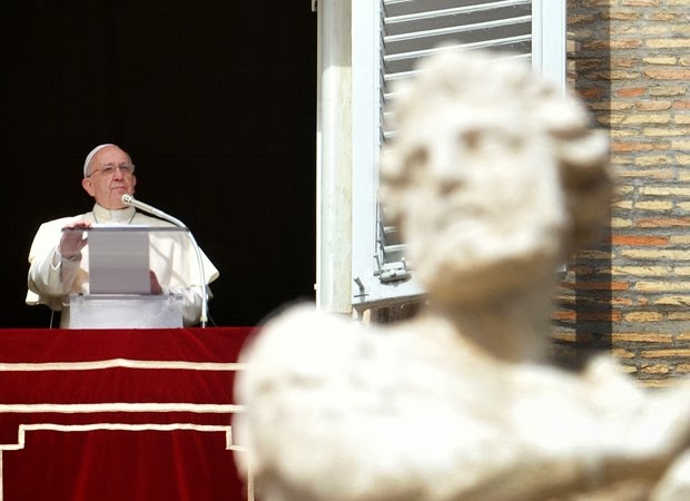 Papa afirma que "Cristãos devem ser pessoas luminosas e dar sabor aos ambientes"