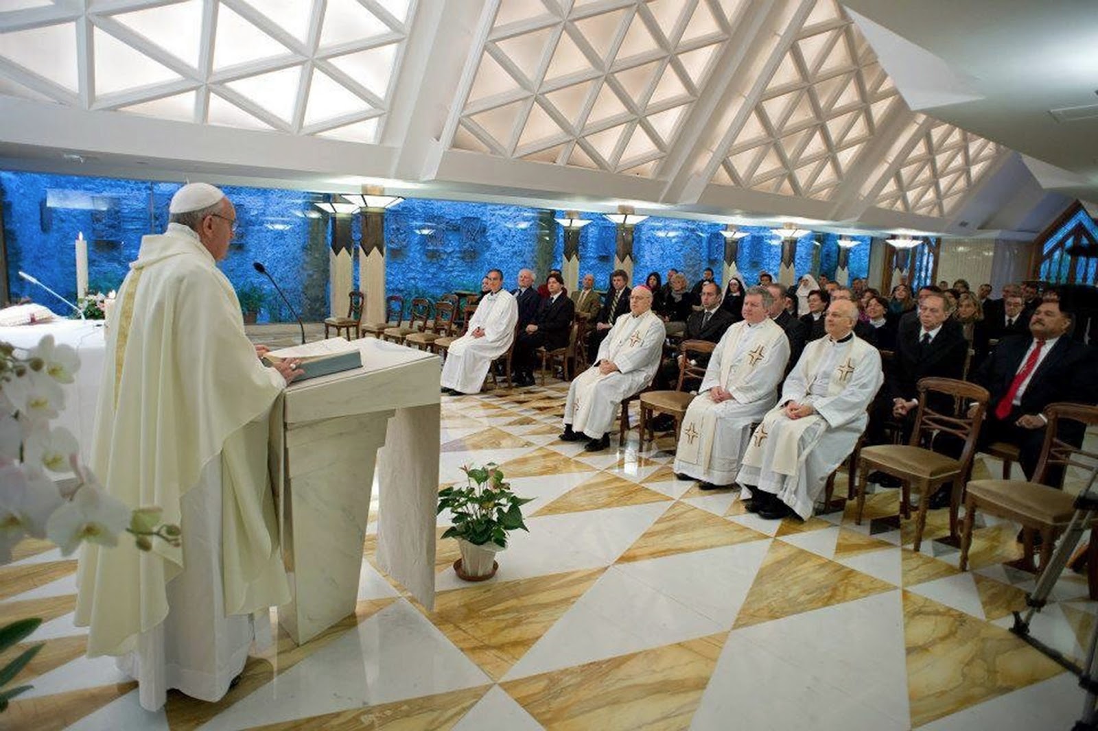Papa: "Rivalidade e vanglória, dois males que atacam a Igreja"