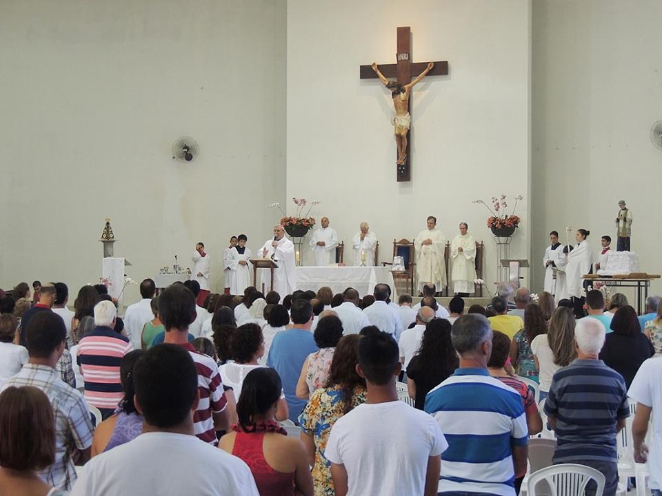 Missa na Paróquia São João Bosco