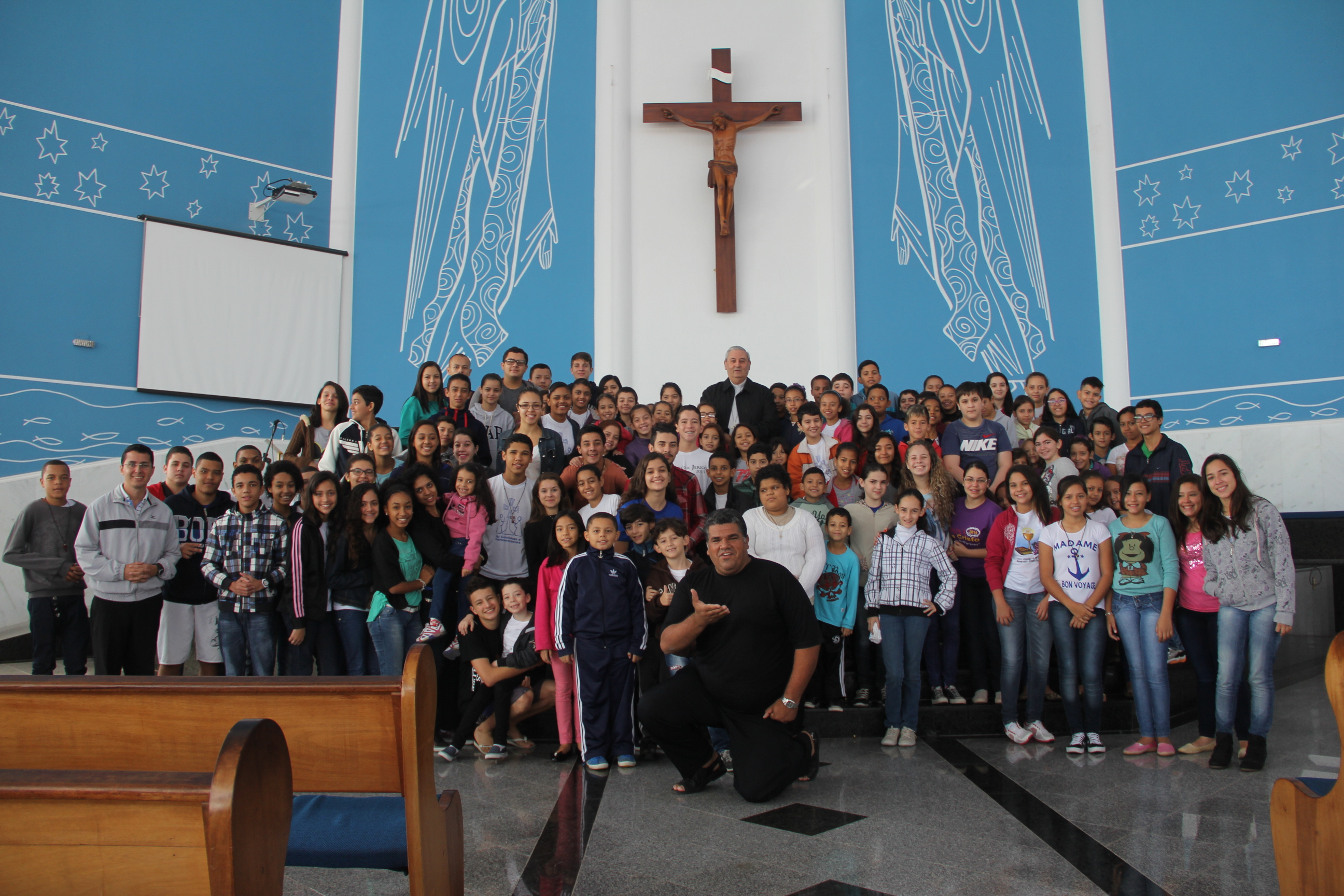 Paróquia Nossa Senhora Aparecida recebe dom Cesar em Visita Pastoral