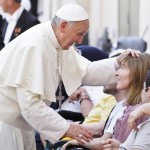 Papa Francisco ressalta indispensável contribuição da mulher na sociedade