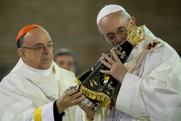 Papa Francisco confirma Ano Mariano e concede indulgência plenária aos fiéis
