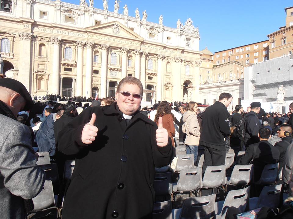 Padre Ademir defende tese doutoral em Roma