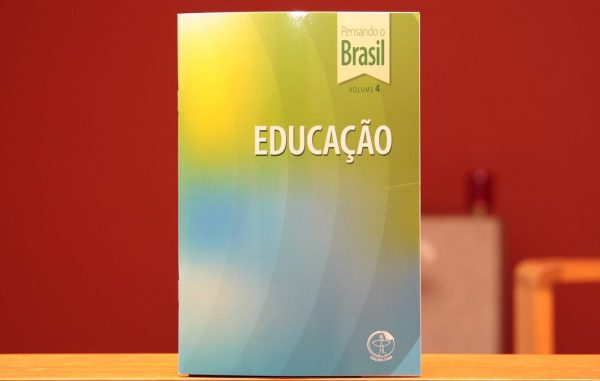 CNBB lança novo volume da coleção “Pensando o Brasil” sobre educação