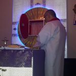 Santa Missa marca entronização da Capela do Santíssimo na Associação Guadalupe