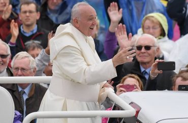 Papa: família, promessa de um novo Pentecostes