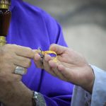 Padres assumem novas paróquias na Diocese