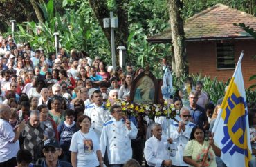 Romaria Diocesana reúne mais de 4 mil pessoas no Santuário da Mãe Rainha