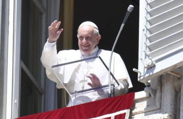 Papa Francisco: "O céu é nossa meta e não as pequenezas da vida"