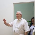 Dom Cesar visita Obra Assistencial e Social Coração de Maria
