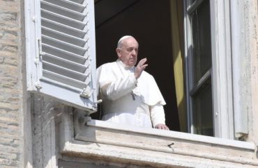 Vaticano concede indulgência plenária aos infectados pelo coronavírus