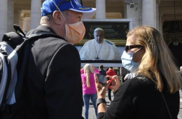 Coronavírus: viver este momento com a força da fé, encoraja o Papa