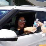 Saiu na Mídia: Paróquia faz ‘drive-thru’ de água benta em São José, SP