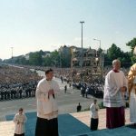 Sinal de esperança: após João Paulo II, católicos esperam Francisco na Hungria