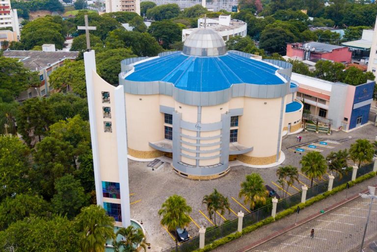 Paróquia em Festa: Catedral São Dimas « Diocese São José dos Campos
