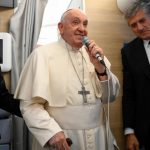 O Papa adverte para as ideologias na Igreja e no mundo