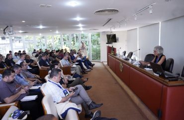 Cristiane Murray fala sobre o trabalho da Sala de Imprensa do Vaticano de relação e atendimento aos jornalistas