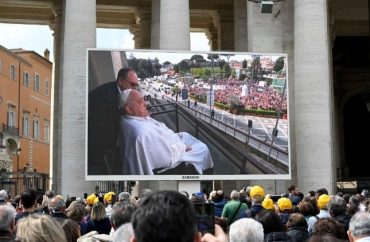 Fernández: sete razões pelas quais precisamos do Papa Francisco