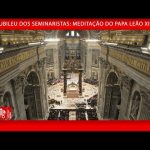 Aos seminaristas, Papa indica oração e discernimento contra o narcisismo