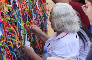 A devoção popular e grandes eventos de fé reúnem o povo católico e reforçam confiança na Igreja