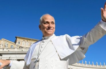 O Papa: a Igreja precisa de pastores santos, não de funcionários solitários