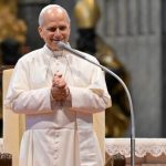 Papa a educadores católicos na África: dar esperança aos jovens em fuga