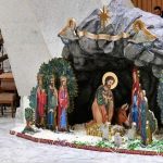 Papa: Deus se aproxima de nós ao contemplarmos o presépio e a árvore de Natal