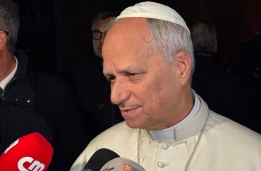 Leão XIV: erguer a voz pela paz. Busquemos o diálogo, não a violência