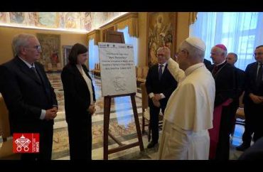 Leão XIV, "Centro do Coração - Papa Francisco": modelo organizacional centrado na pessoa