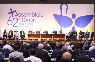 Evangelização da Juventude: episcopado reunido na 62ª AG da CNBB define pela continuidade da elaboração do documento