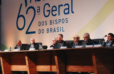 Bispos reunidos em Aparecida, São Paulo, iniciam 62ª Assembleia Geral da CNBB