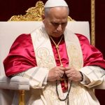 Papa renova o convite para o mundo rezar pela paz neste sábado, 30 de maio