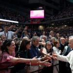 Papa em Madri: que haja pessoas que se encantem com Deus