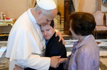Papa às crianças da Colônia de Férias no Vaticano: Deus olha ao coração, não para o celular
