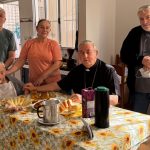 Dom Cesar visita Cônego Gouvêa, padre mais idoso da Diocese de São José dos Campos