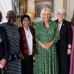 Religiosas católicas voltam a encontrar-se com rainha Camilla