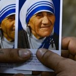 Os 98 anos do "sim" a Deus de Madre Teresa: de Letnica à missão de amor no mundo