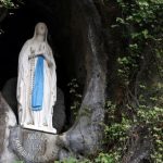 Lourdes se prepara para receber Leão XIV: os mais frágeis no coração da Igreja